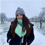 Estudiante universitaria ofrece clases de Español (online o presencial)